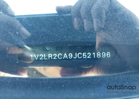 2018 Volkswagen Atlas 3.6L V6 Se/3.6L V6 Se W/Technology из США, поврежденный, VIN 1V2LR2CA9JC521896